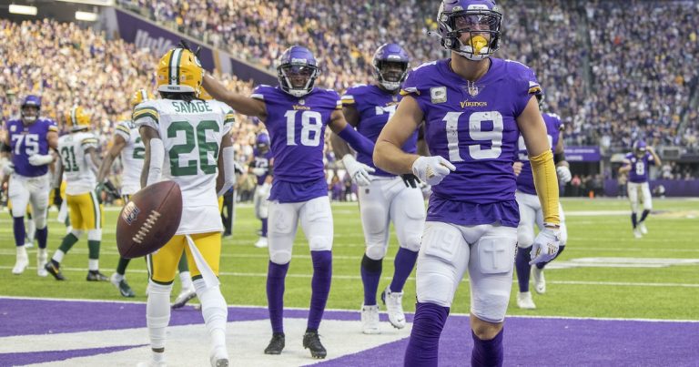 Thielen restructures contract to exempt Vikings from maximum salary cap

