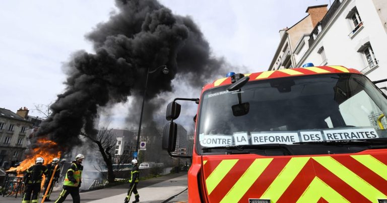 French unions vow more protests against the tenth general strike against Macron's pension plans - POLITICO

