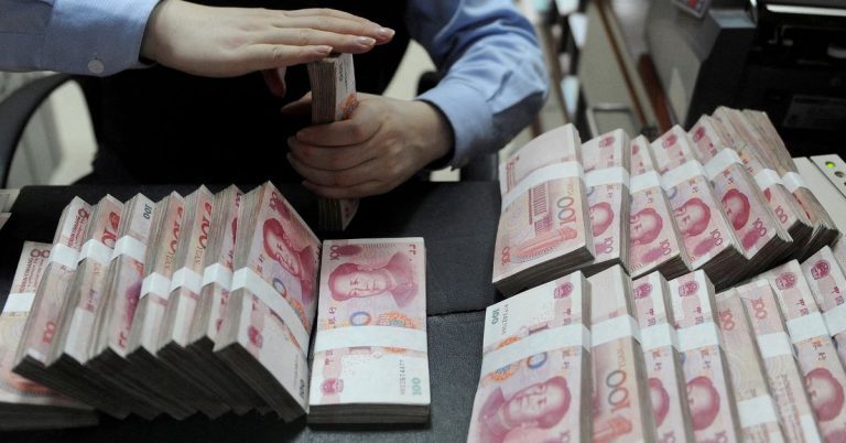 China intervenes to stop the decline of the yuan and support confidence

