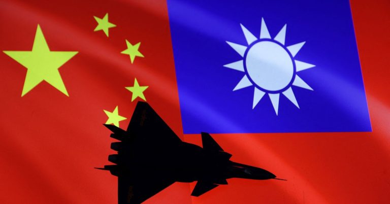 Taiwan activates air defense as Chinese aircraft enter the region

