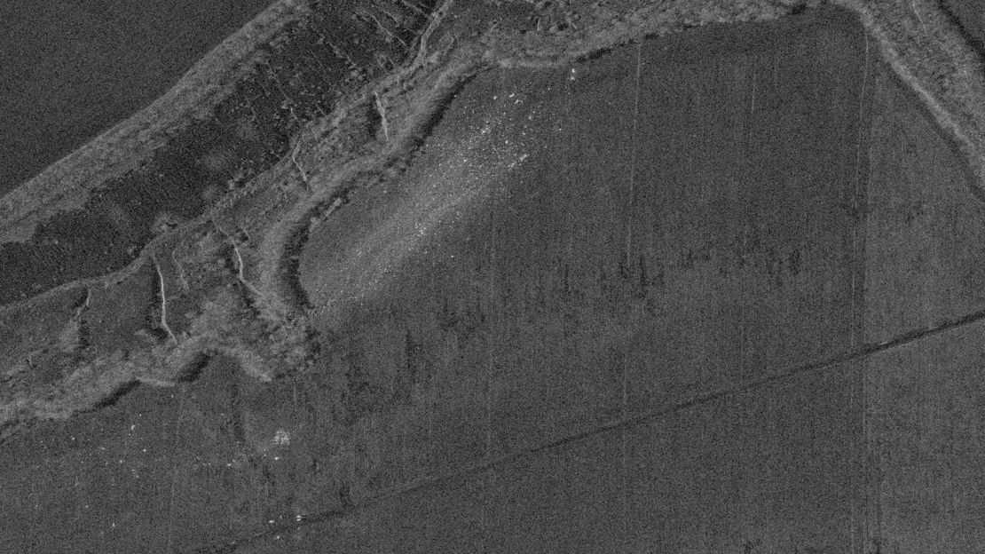 Synthetic aperture radar, or SAR, images, provided by Umbra Lab, show the nearly mile-long crash site of the Il-76 crash site in a field in the rural Belgorod region.