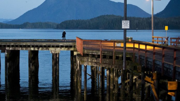 Earthquake hits West Vancouver, Canada today with a magnitude of 6.4

