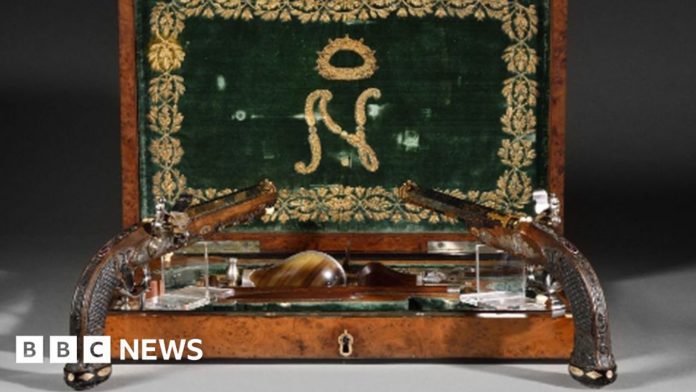 Pistols that Napoleon was supposed to use to commit suicide sell for €1.69 million

