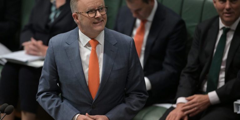 Australia follows France with 'right to disconnect' law for workers

